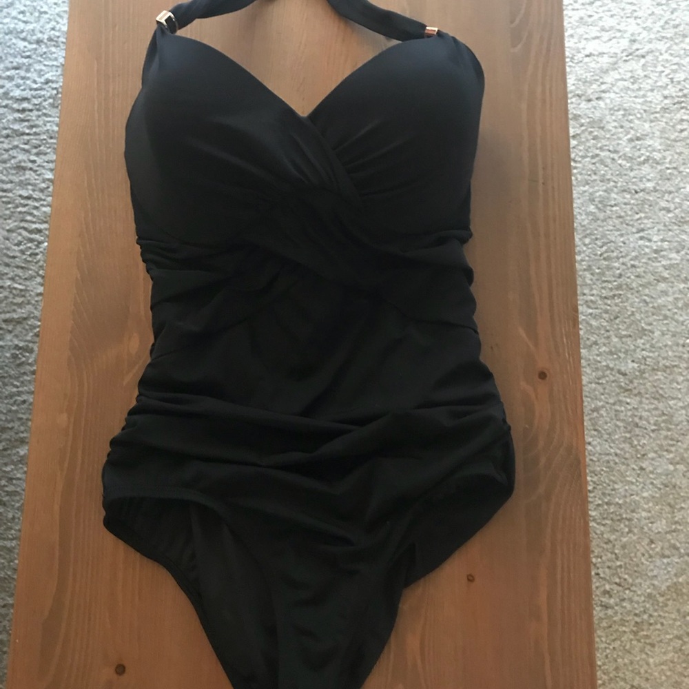 Victoria’s Secret unforgettable one piece